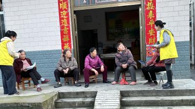 里潭乡：入户走访全覆盖  禁种铲毒入民心