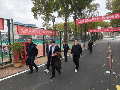 法治副校长进校园 携手护航成长路