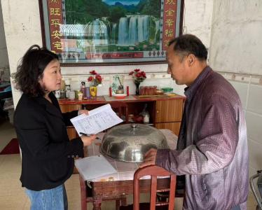 汈东街道：开展入户排查 就业帮扶“送上门”
