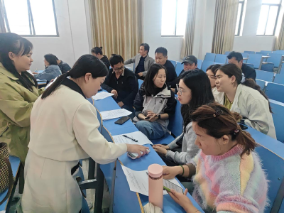 西江小学开展“人工智能+教育”主题研讨培训