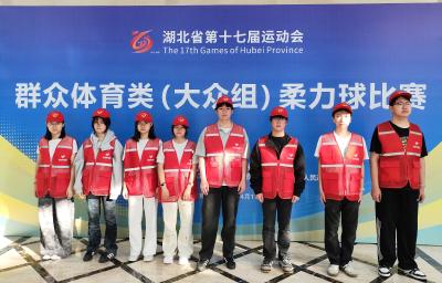 89名志愿者、近1000小时服务，这场省运赛事背后有一群“红马甲”