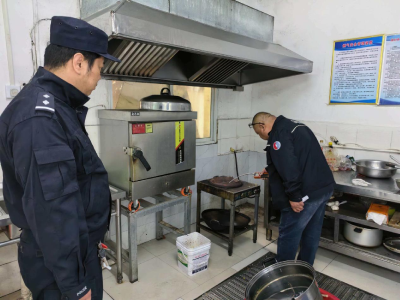 拉网式排查！华严农场开展校园安全专项检查