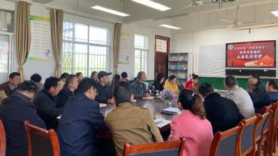 里潭中学举行“心理守护月”教师专题培训会