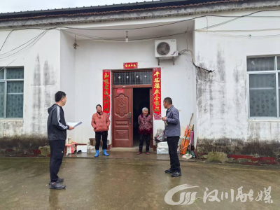 中洲农场瑞丰社区“三事同办”入户走访 筑牢基层“春防线”