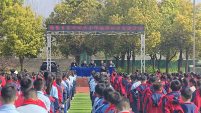 法治副校长进校园 护航学生健康成长