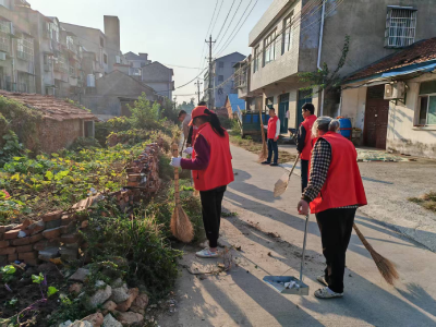 干群齐心清沟渠 同心共建美中洲
