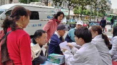 汉川市疾控中心开展第32个全国肿瘤防治宣传周科普活动