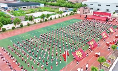 【视频】华严中心初中开展庆六一暨社团活动成果展示活动