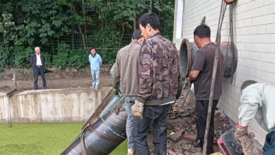杨林沟镇：党旗在防汛一线高高飘扬