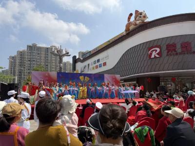 西湖路社区举办军嫂义演暨平安禁毒反诈宣传活动