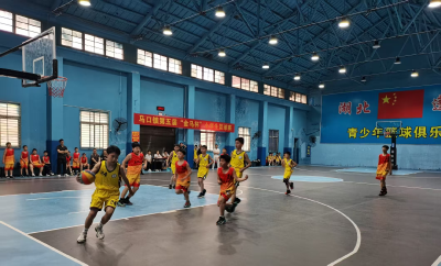 奔跑、传球、跳投！马口镇第五届“金马杯”小学生篮球赛开赛