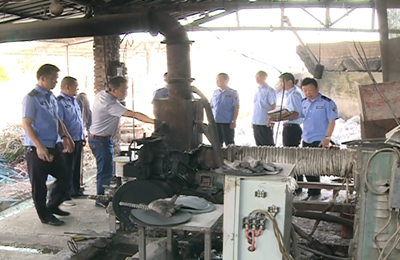 赤壁对环境污染重拳出击 关停13家违法塑料颗粒加工厂