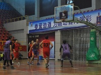赤壁市2016职工男子篮球联赛开赛