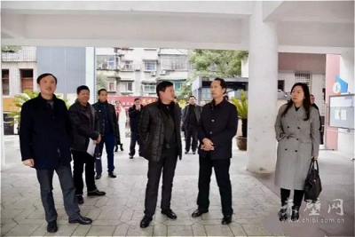 市领导专题调研城区学校布局　促进教育均衡发展