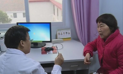 同济赤壁医院组织义诊活动赢得市民好评