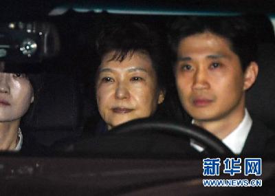 韩国法院批准逮捕前总统朴槿惠