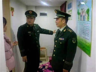 市消防大队开展安全检查 查封关停不合格单位
