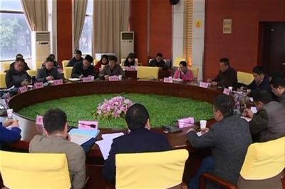 省考评组来赤考评2016年度农村综合改革工作