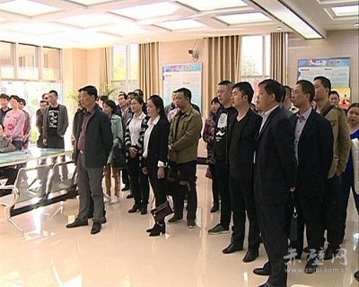 市法院举行公众开放日活动 司法公开“零距离”