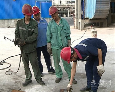 赤壁工匠余道功：匠心营造 追求卓越