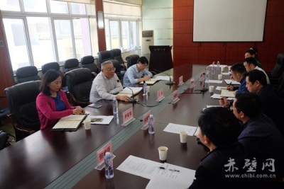 江斌专题调研赤壁一中发展情况