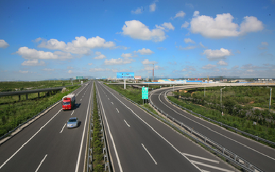 端午小长假首日出城 武鄂高速可能最堵