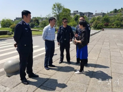 市领导检查旅游景区安全工作