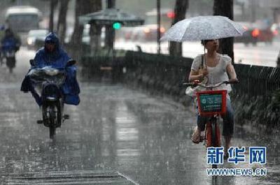 暴雨提前开启湖北梅雨季，2016暴力梅今年或难再现