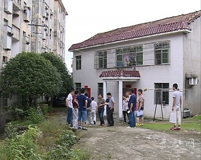 市住建局：面对面听期盼 推进背街小巷改造