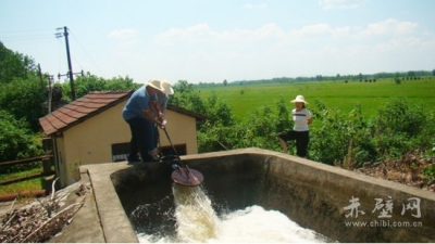 赤壁多部门联合抗旱