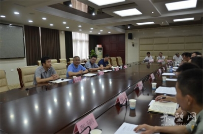 赤壁市召开建军90周年军地座谈会 共叙军民鱼水情 共谋军地大发展