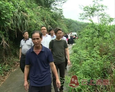 企业投资联合体来赤考察洽谈“一湖两山”旅游项目