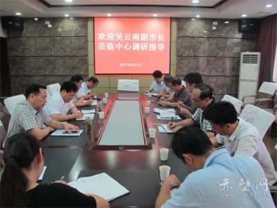 市领导调研全市疾病预防控制工作