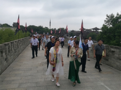 全省全域旅游现场会嘉宾参观考察赤壁旅游景点
