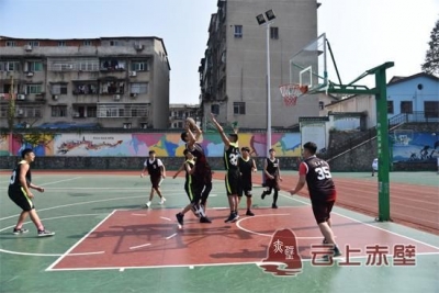 赤壁市2017年中学生男子篮球联赛开赛