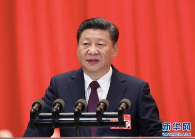 新华网评：三个“起来”为何让人心潮澎湃