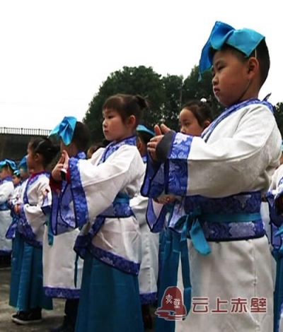 悠悠古风以行正道 莘莘学子习礼养德