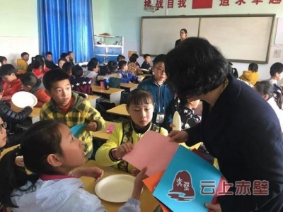 省博物馆“礼乐学堂”走进赤壁市第二实验小学