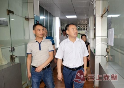 市领导调研全媒体宣传和广电网络惠民工作