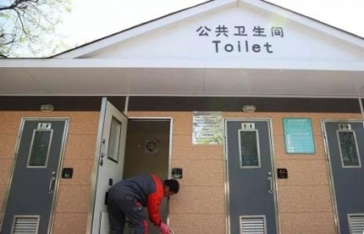 湖北城镇公厕建设技术导则出台 每平方公里应有3到5座公厕 