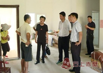 市领导调研易地扶贫搬迁及扶贫配套公路建设工作