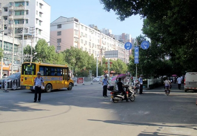 陆水湖大道要严管了 小汽车、摩托车今后将“各行其道”