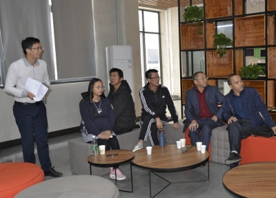 赤壁创新聚集区 服务企业促发展