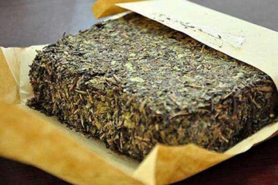 赤壁青砖茶荣获“我最喜爱的100个湖北名牌”称号