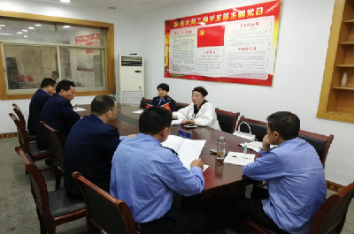 赤壁市工商局陆水湖工商所严打涉黑涉恶经营行为