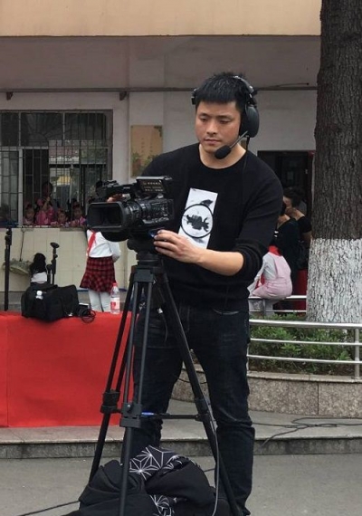 感恩前行 努力做好适应新时代融媒体记者——钟晓阳