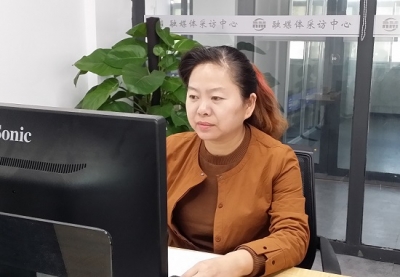 认真、仔细 保证每个节目的正常播出——徐昆明