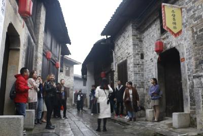 “千万粉丝”齐聚羊楼洞采风 这里到底有何魅力？