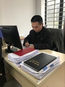 市国土资源局不动产登记中心权籍股股长 高庆