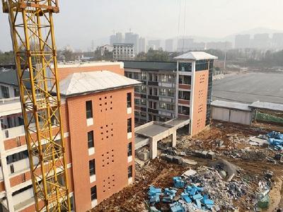 这所赤壁市民关注的学校建设进展如何？记者带你一探究竟